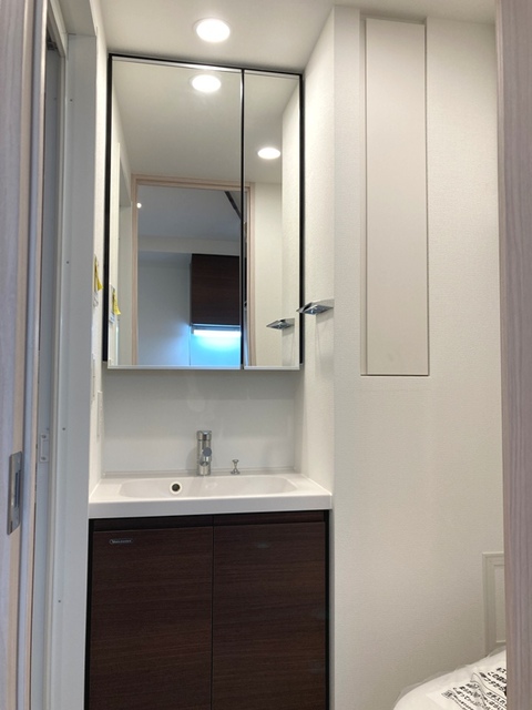洗面設備　※写真は同タイプ住戸です。