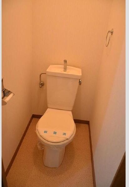 ウッドベルハイツのトイレ写真