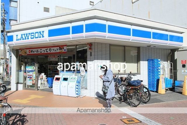 コンビニ　ローソン（コンビニ）まで200m