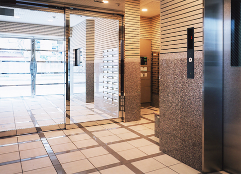 ＪＲ京浜東北線 横浜駅 徒歩10分 11階建 築22年の外観写真