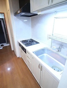 ＪＲ京浜東北線 横浜駅 徒歩10分 11階建 築22年のキッチン写真