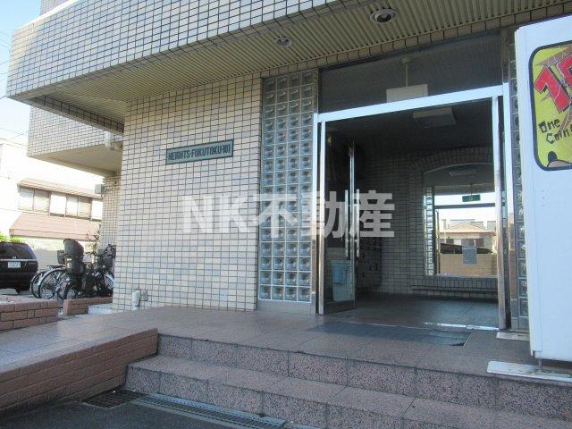 エントランス　清潔なエントランスです