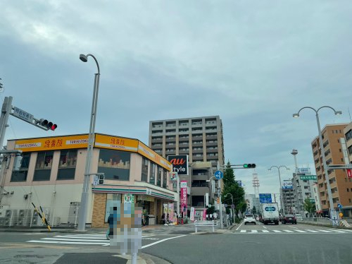 コンビニ　セブンイレブン 名古屋阿由知通4丁目店（コンビニ）まで264m
