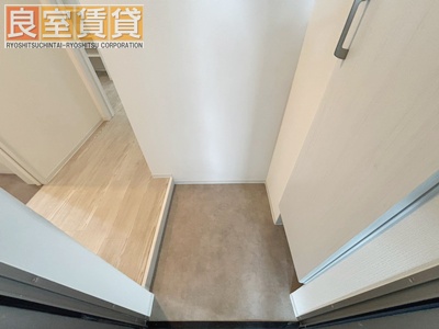 玄関　同仕様類似画像