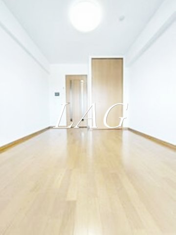 ＪＲ山手線 目黒駅 徒歩11分 12階建 築27年の居間写真