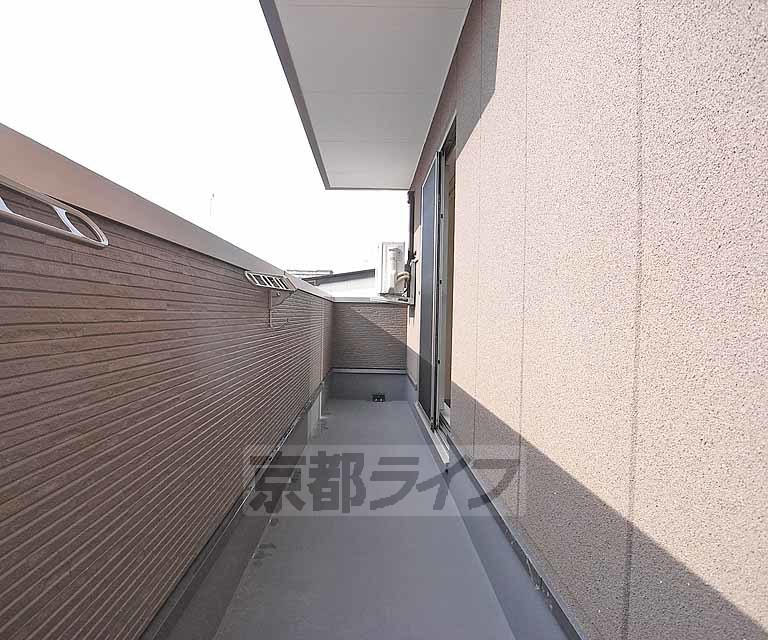 バルコニー　広いバルコニーは干しやすい