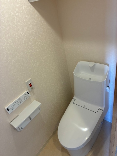 上越新幹線 新潟駅 徒歩6分 14階建 築23年のトイレ写真