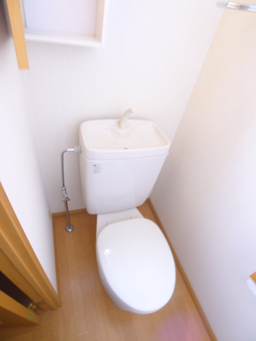 第8横土ビルのトイレ写真