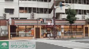 コンビニ　セブンイレブン大阪西本町2丁目店（コンビニ）まで100m