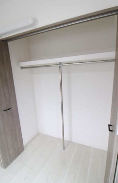 収納　参考写真：別部屋タイプ