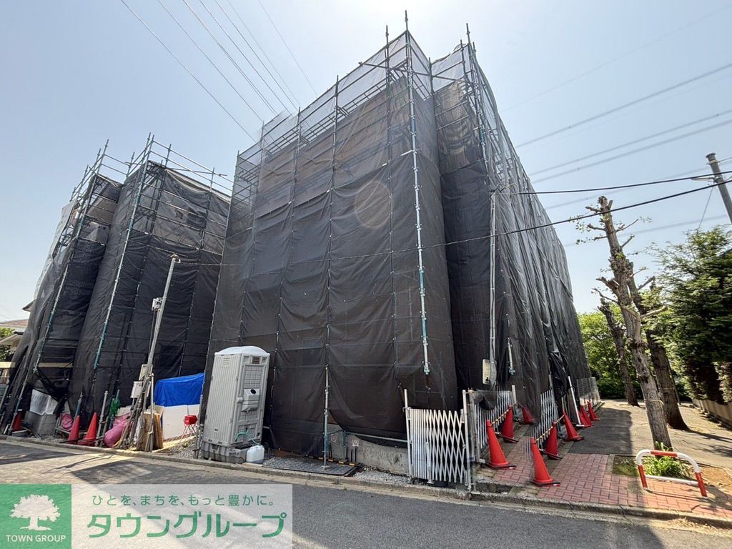 建物外観　建築中