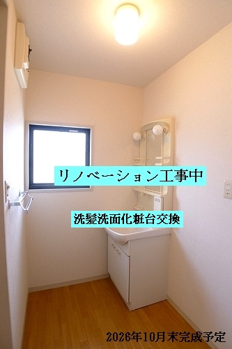 タウンヒル小柴B 201の内装写真
