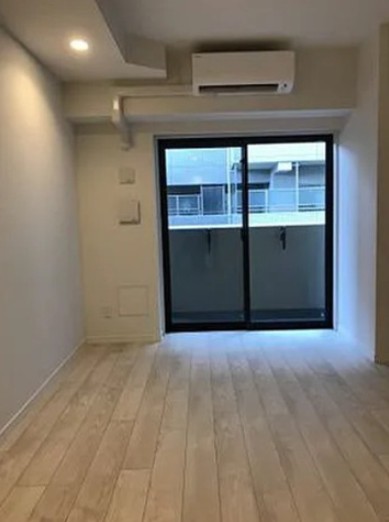 都営三田線 板橋区役所前駅 徒歩6分 14階建 築9年の居間写真