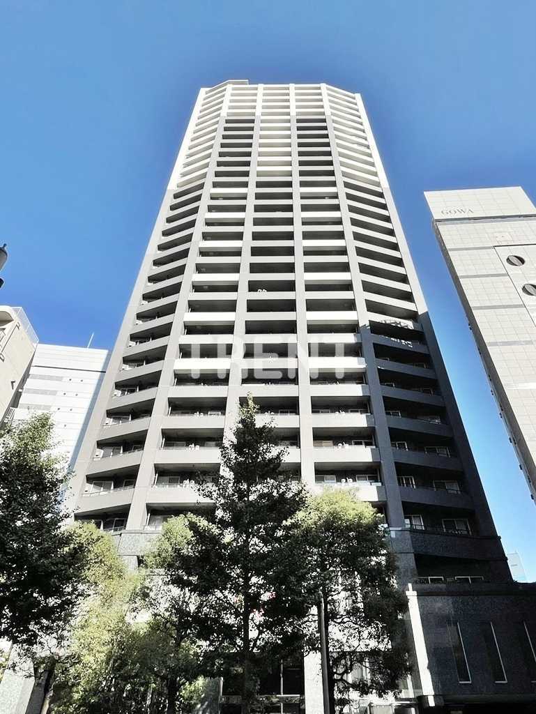 ファーストリアルタワー新宿の外観写真