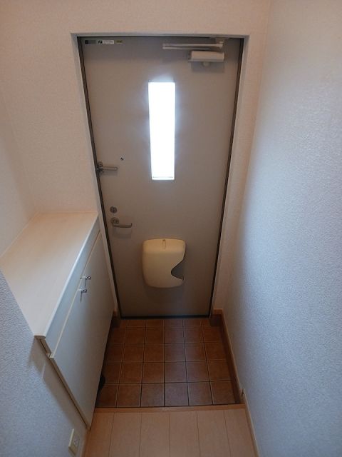 グランデヒルVIの玄関写真