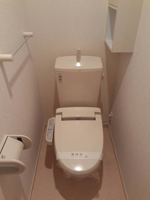 近江鉄道本線 八日市駅 徒歩8分 2階建 築14年のトイレ写真