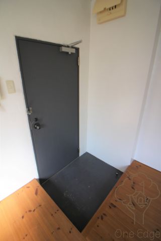 Azuma Apartmentの玄関写真