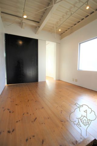 Azuma Apartmentの居間写真