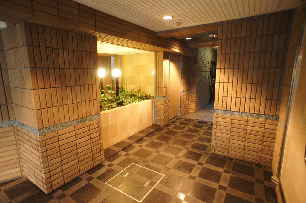 地下鉄箱崎線 呉服町駅 徒歩10分 9階建 築36年の外観写真