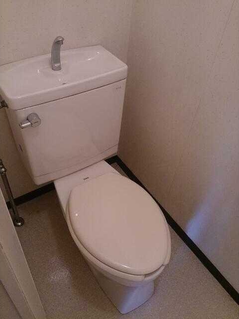 飯尾ビルのトイレ写真