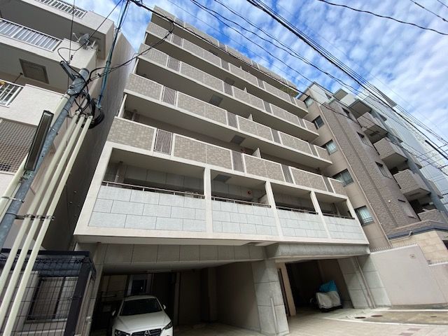 地下鉄七隈線 薬院駅 徒歩5分 築20年