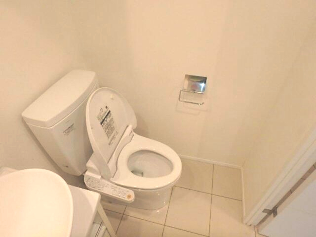 トイレ　コンパクトで使いやすいトイレです