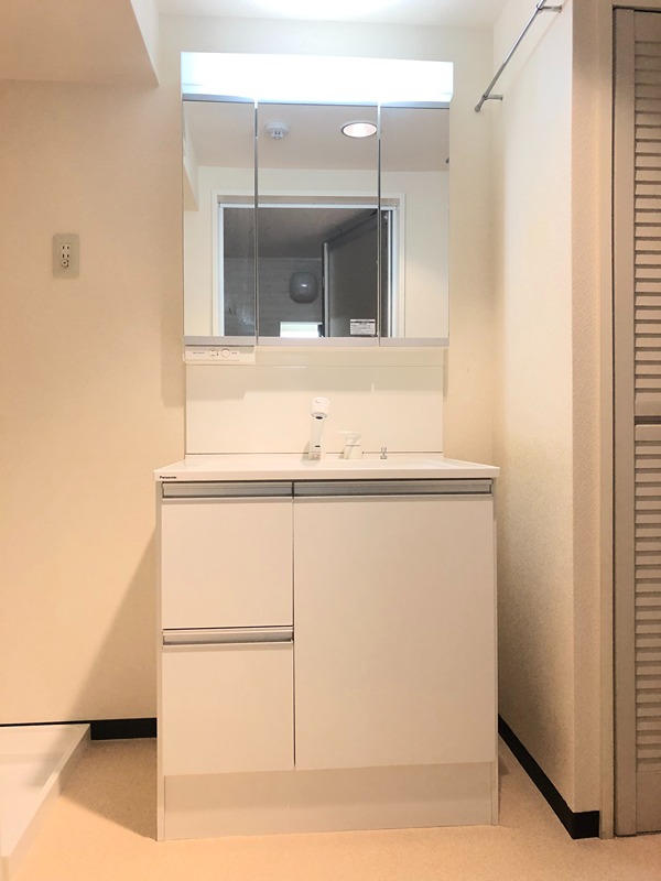 洗面設備　※別の部屋写真
