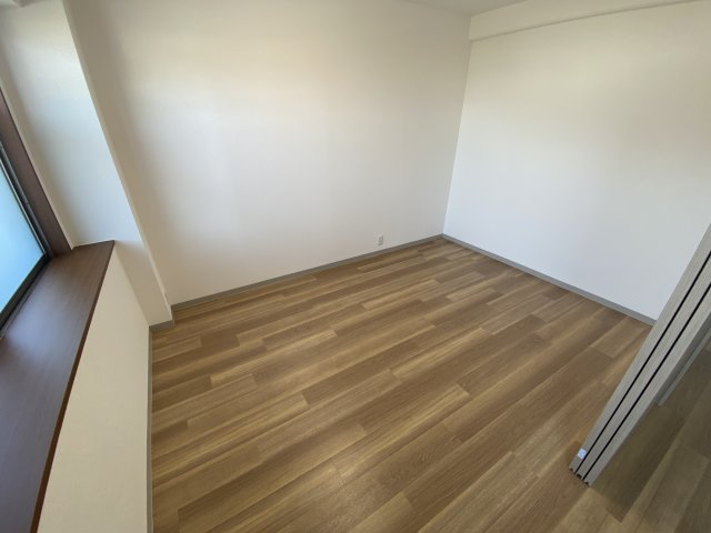 その他部屋・スペース　洋室約5.3帖