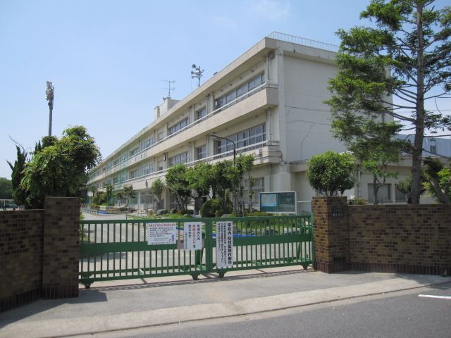 小学校　上尾東小（小学校）まで450m