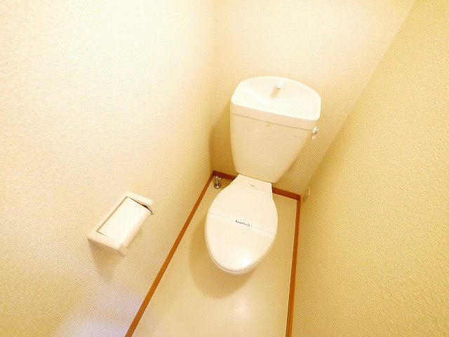トイレ　ゆったりとした空間のトイレです