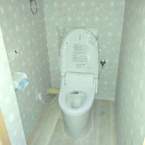 地下鉄鶴舞線 上前津駅 徒歩5分 14階建 築48年のトイレ写真