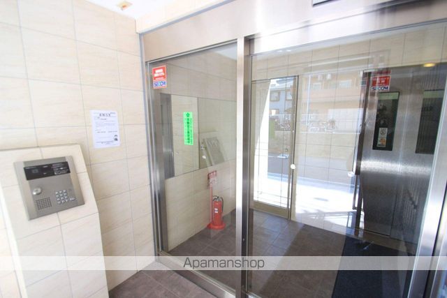 ＪＲ総武線快速 船橋駅 徒歩4分 9階建 築18年の外観写真