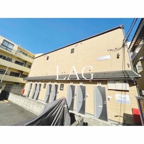 ピアッツァ新宿の外観写真