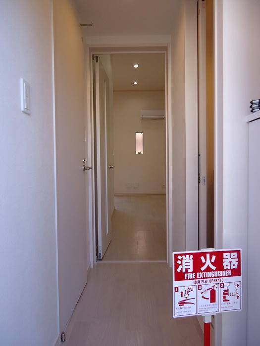 エントランス　※玄関 室内