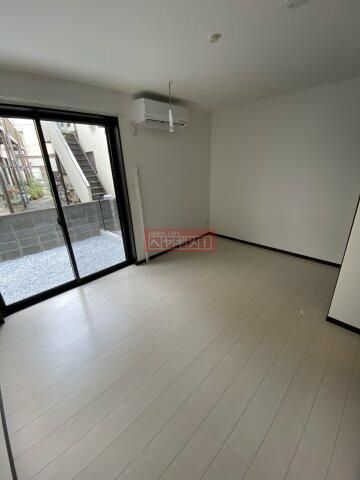 居室・リビング　同建物参考写真