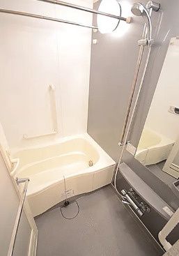 バス・シャワールーム　風呂