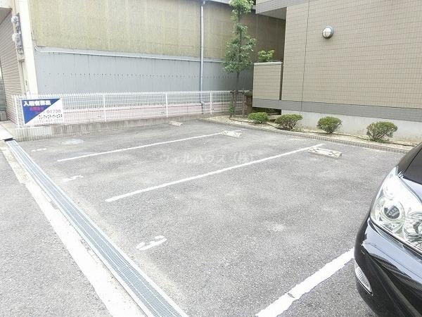 駐車場　駐車しやすい！