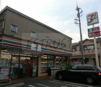 コンビニ　セブンイレブン 横浜うつろ店（コンビニ）まで592m