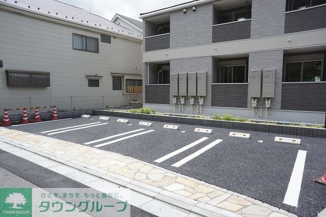 駐車場　駐車場