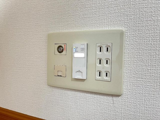 その他設備　インターネット(Wi-Fi付)