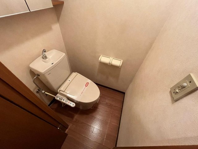 トイレ　シャワー付トイレ