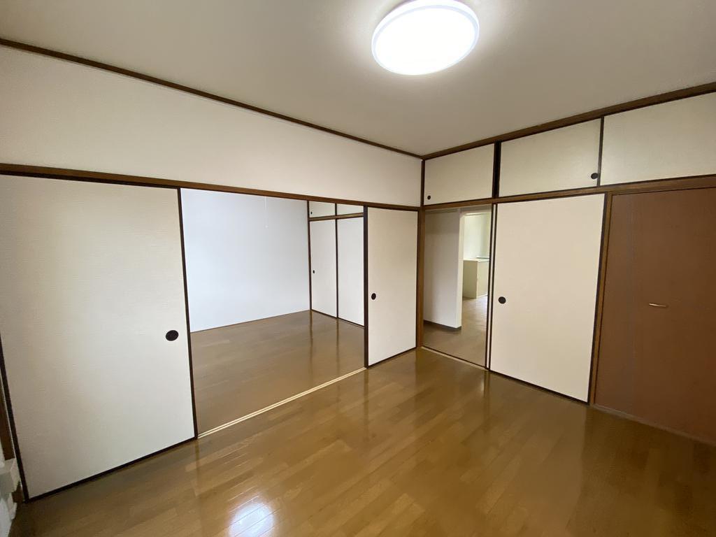 南浦和レジデンスの居間写真