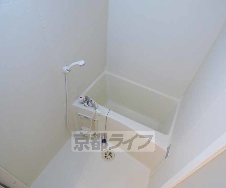 バス・シャワールーム　お風呂です。
