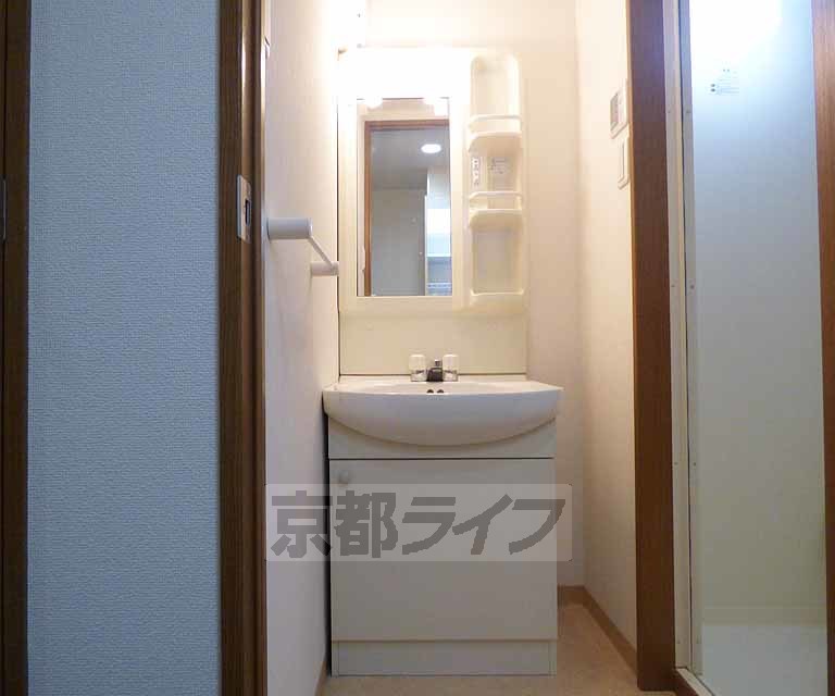 洗面設備　洗面台です。