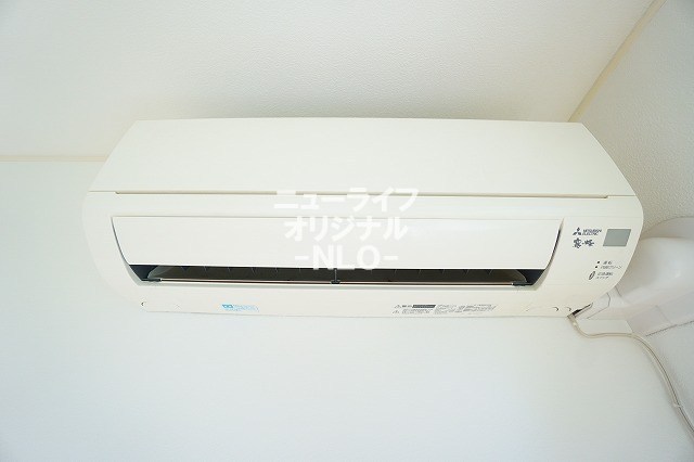 その他設備　エアコン付きでオールシーズン快適に過ごせます。