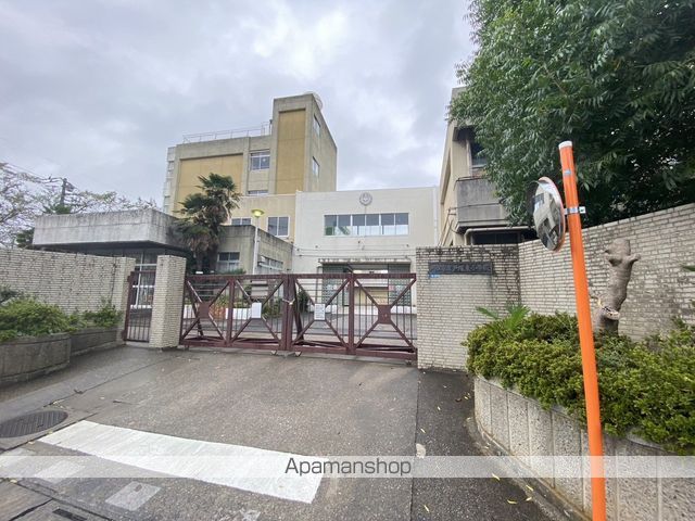 小学校　川口市立戸塚東小学校（小学校）まで316m