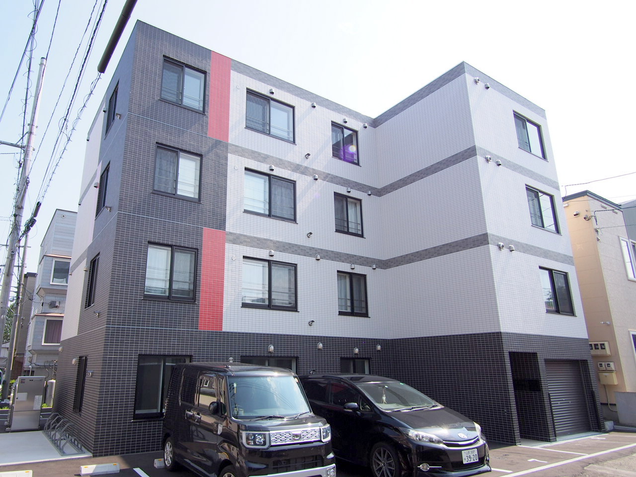 建物外観　都市ガス・ネット無料採用のマンション募集開始です♪