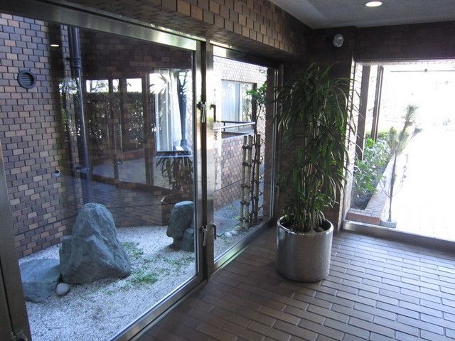 ロビー