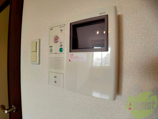 セキュリティ　来客時に嬉しいモニターホンがついております。