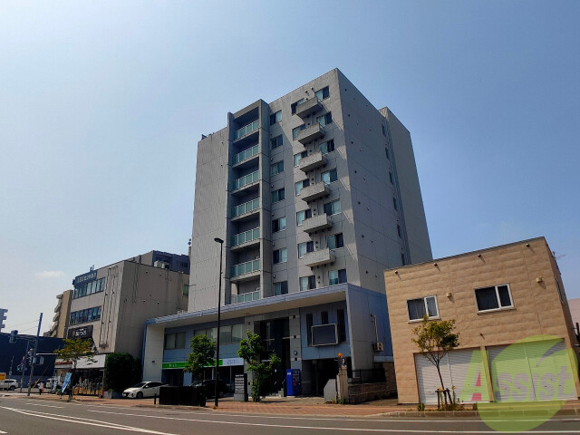 建物外観　札幌市北区北２０条西「ＣＲＯＳＳ　ＰＯＩＮＴ」
